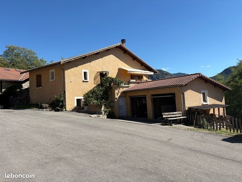 Maison à vendre, 141m², Espinasses