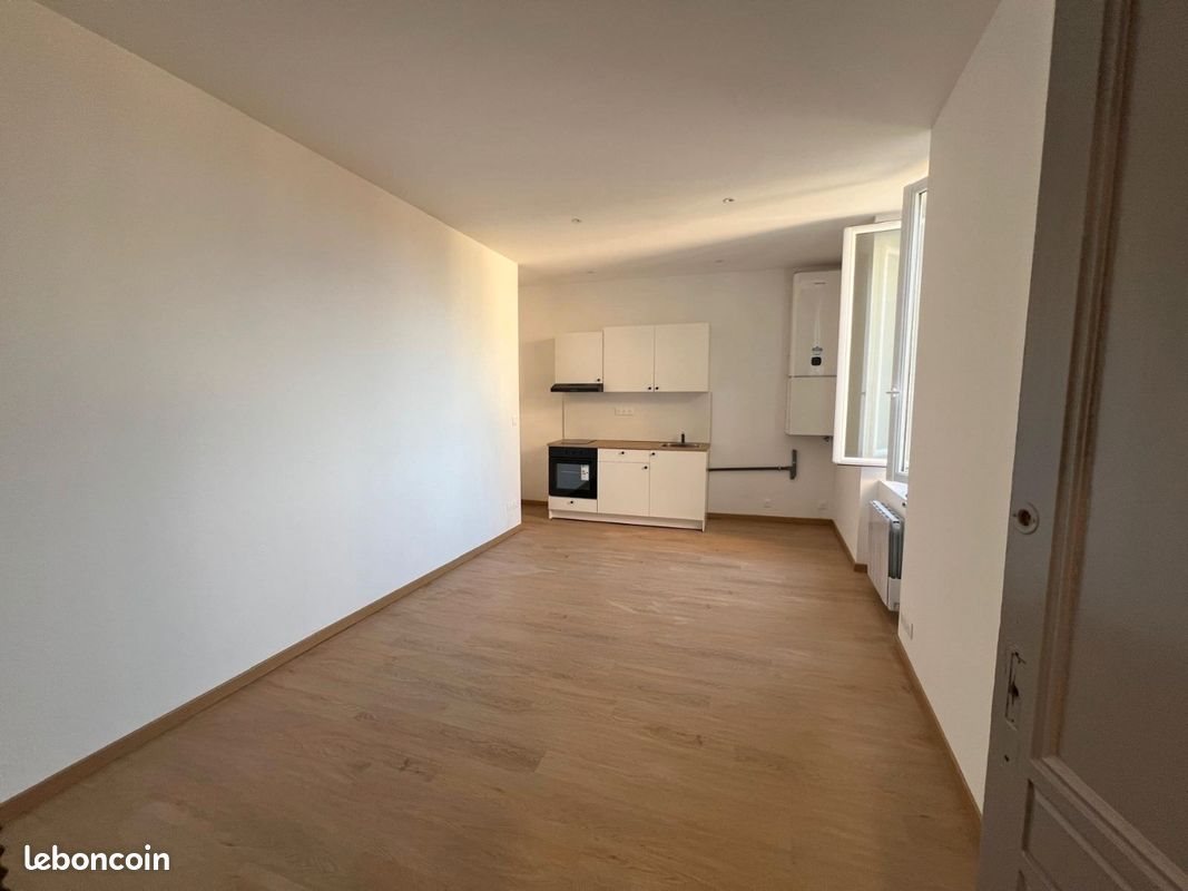 Appartement à louer, 28m², Condom