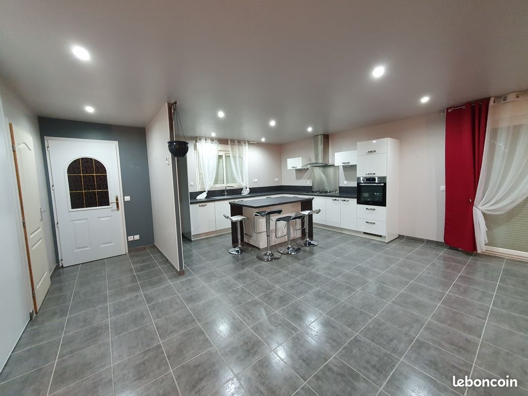 Maison à louer, 132m², Sommepy-Tahure