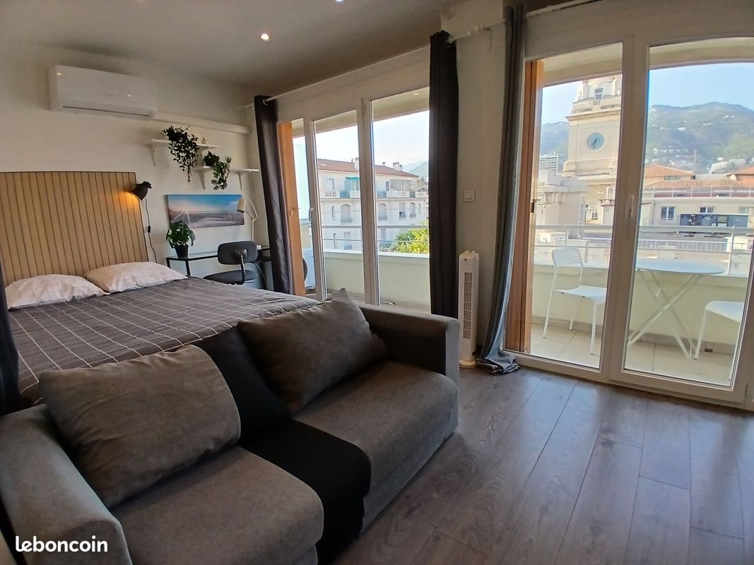 Appartement à louer, 27m², Toulon