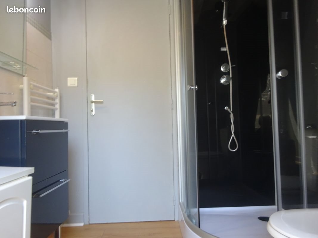 Appartement à louer, 70m², Argentat