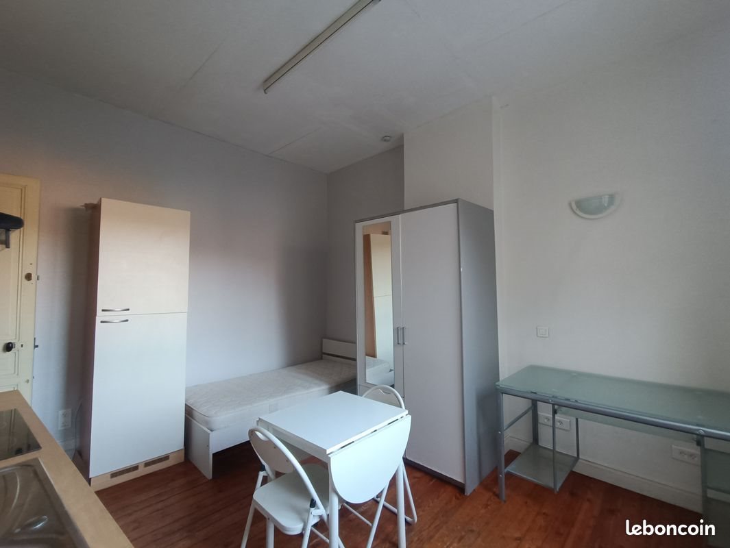Appartement à louer, 18m², Douai