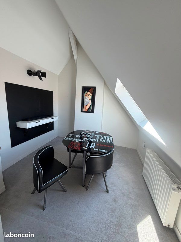 Appartement à louer, 20m², Crespières