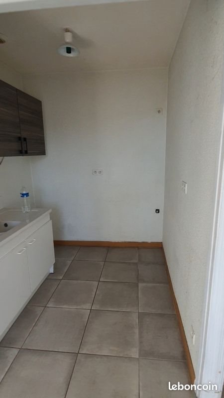 Appartement à louer, 45m², Serres