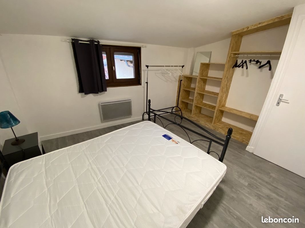Appartement à louer, 45m², Aurillac