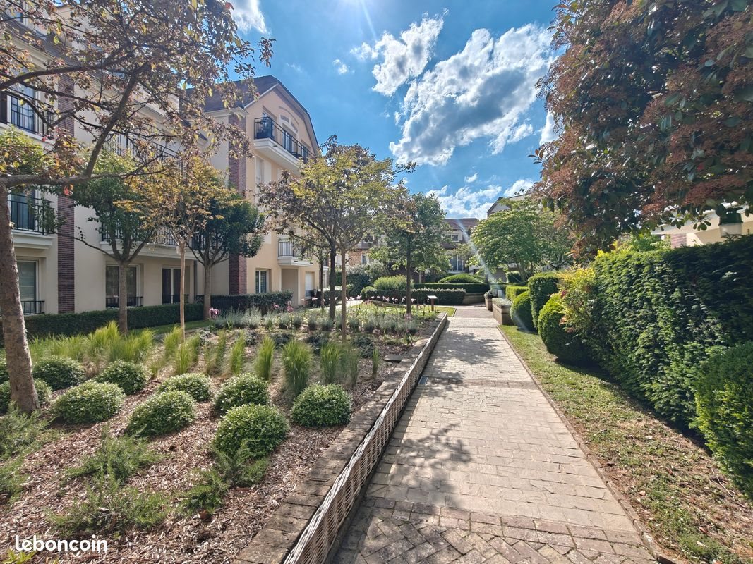 Appartement à louer, 24m², Le Chesnay