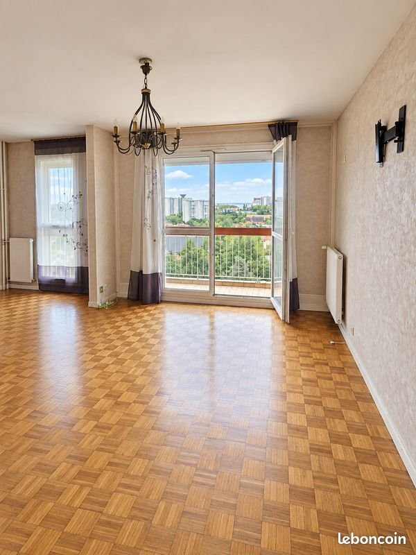 Appartement à louer, 78m², Saint-Fons