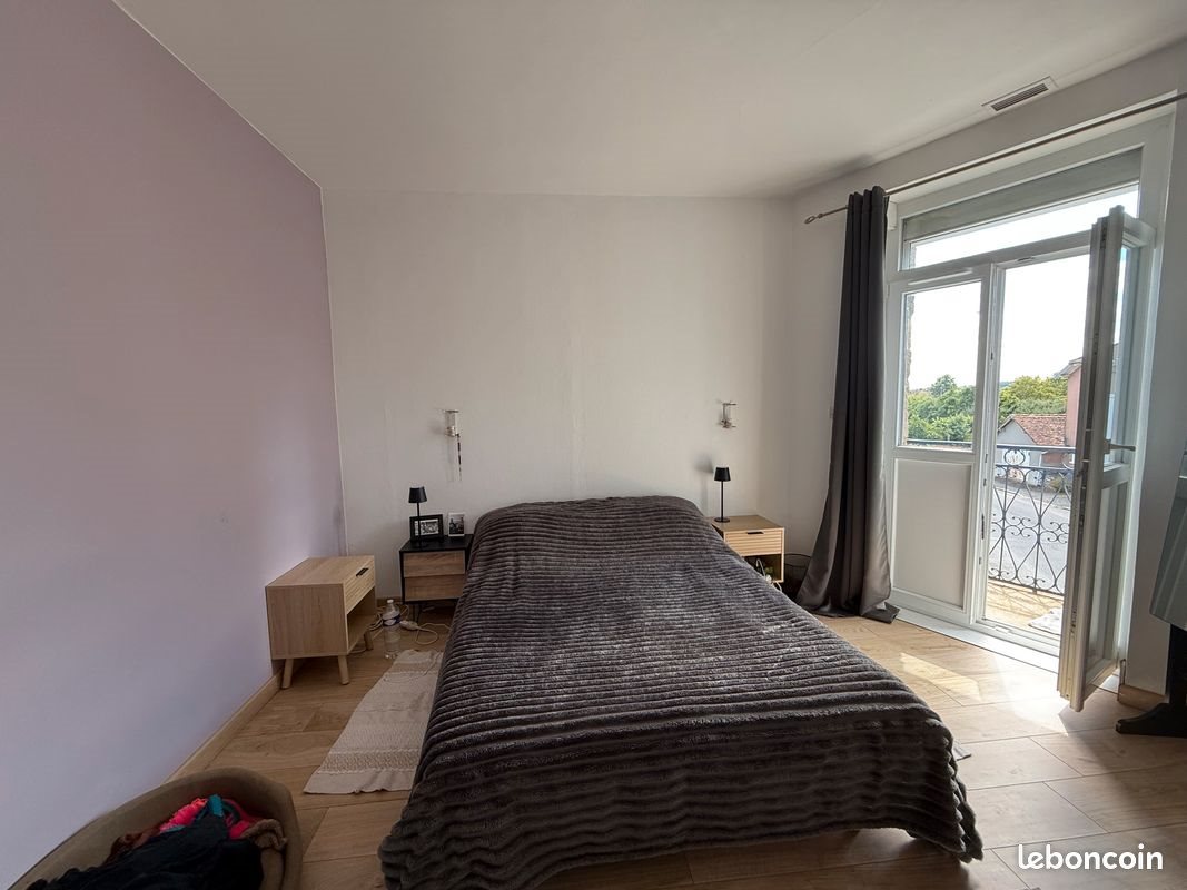 Maison à louer, 120m², La Meyze