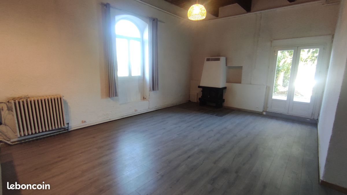 Appartement à louer, 110m², Saint-Chamas