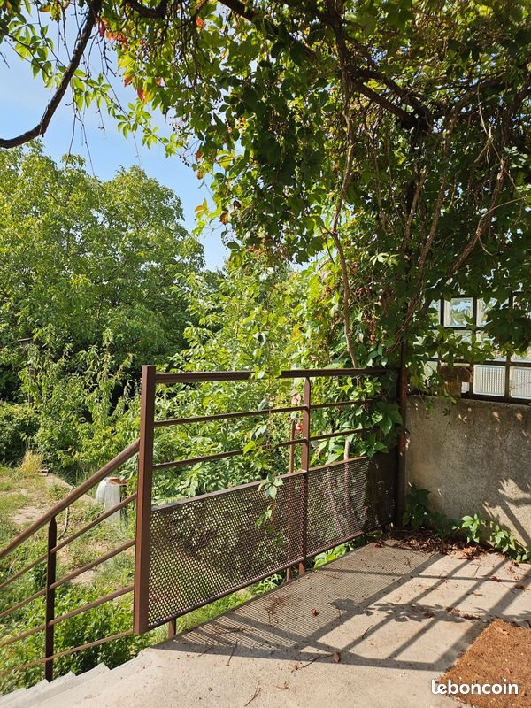 Appartement à louer, 66m², Volonne
