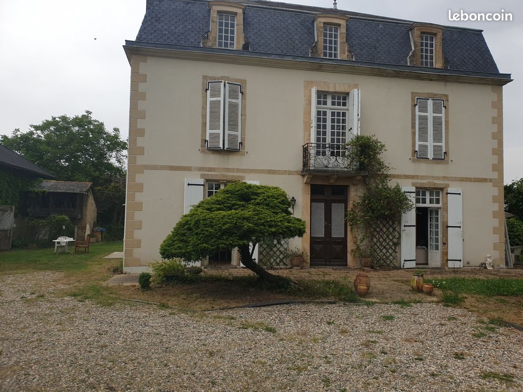 Maison à vendre, 303m², Villecomtal-sur-Arros