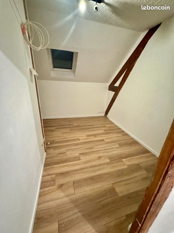 Appartement à louer, 43m², Roanne