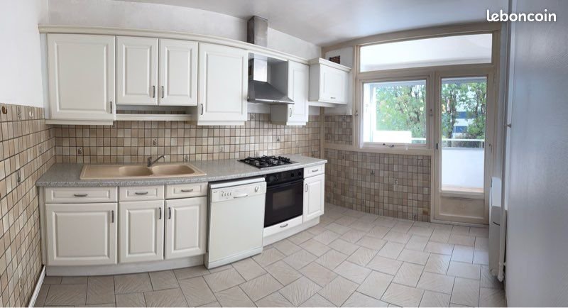 Appartement à louer, 82m², Saint-Priest