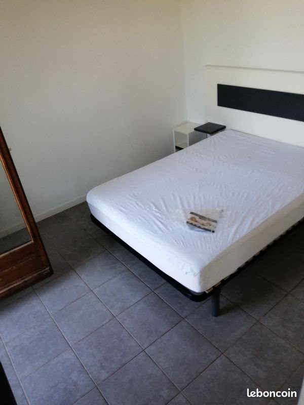 Appartement à louer, 34m², Garons