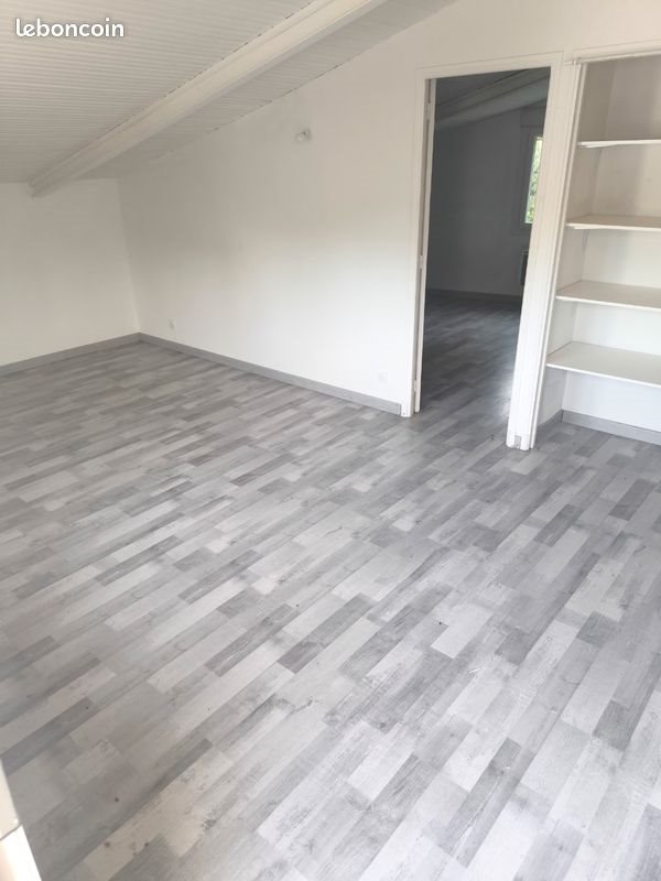Appartement à louer, 40m², Monteux