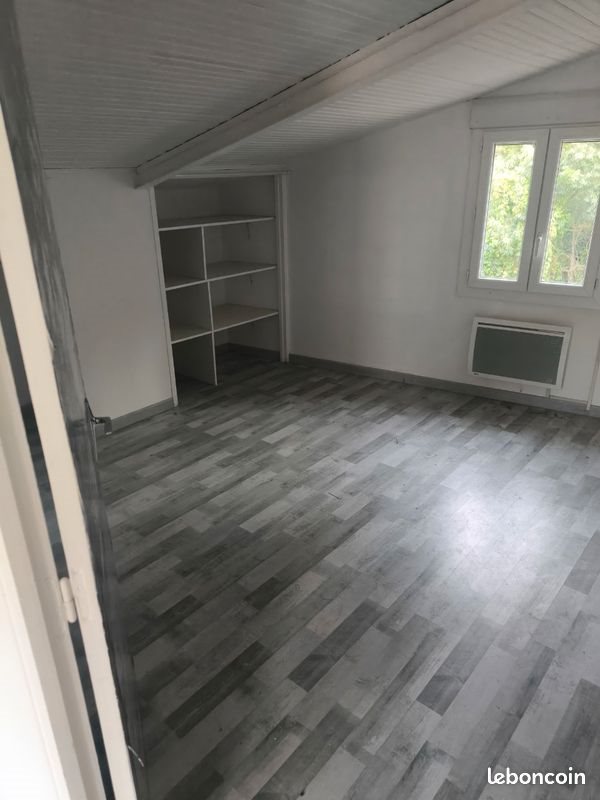 Appartement à louer, 40m², Monteux