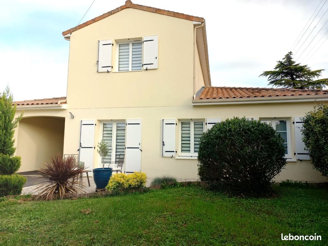 Maison à vendre, 155m², Ruelle-sur-Touvre
