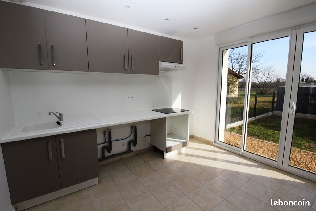 Maison à louer, 66m², Génissac