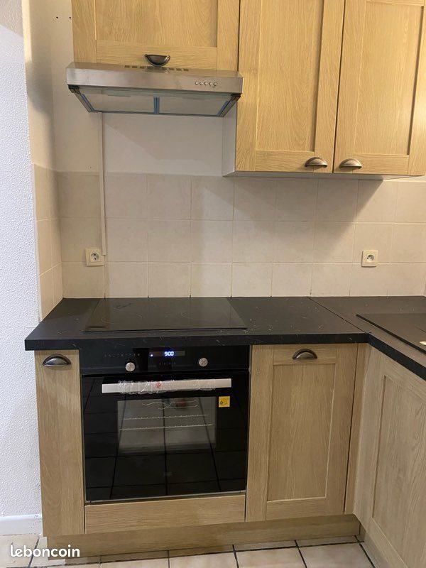 Appartement à louer, 99m², Gennes