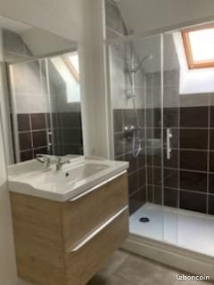 Appartement à louer, 60m², Montsalvy