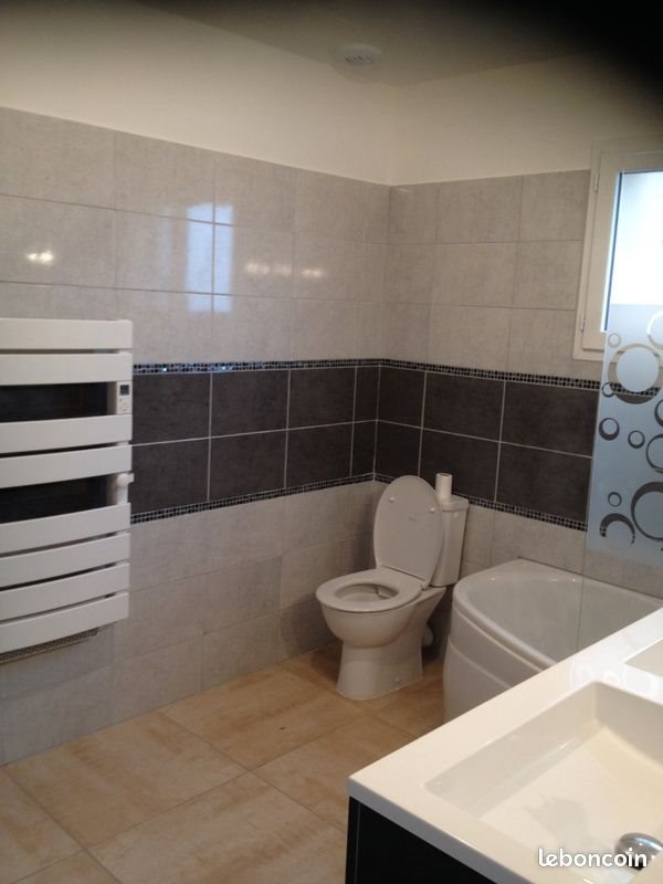 Appartement à louer, 80m², Seilh