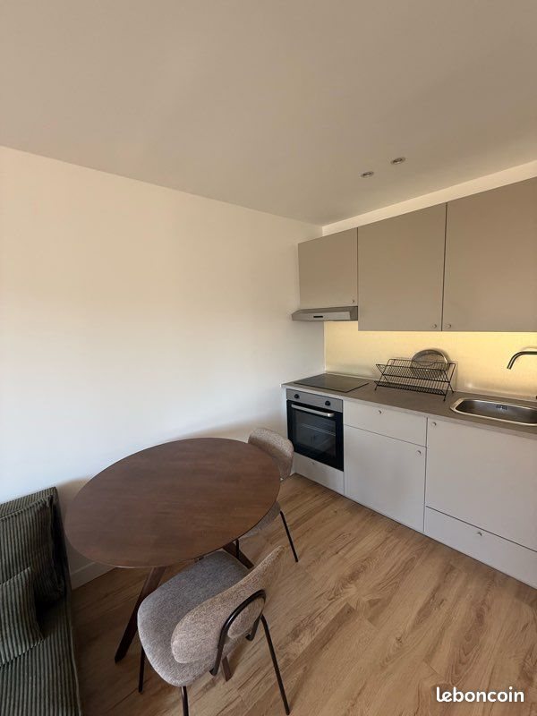 Appartement à louer, 17m², Châtenay-Malabry