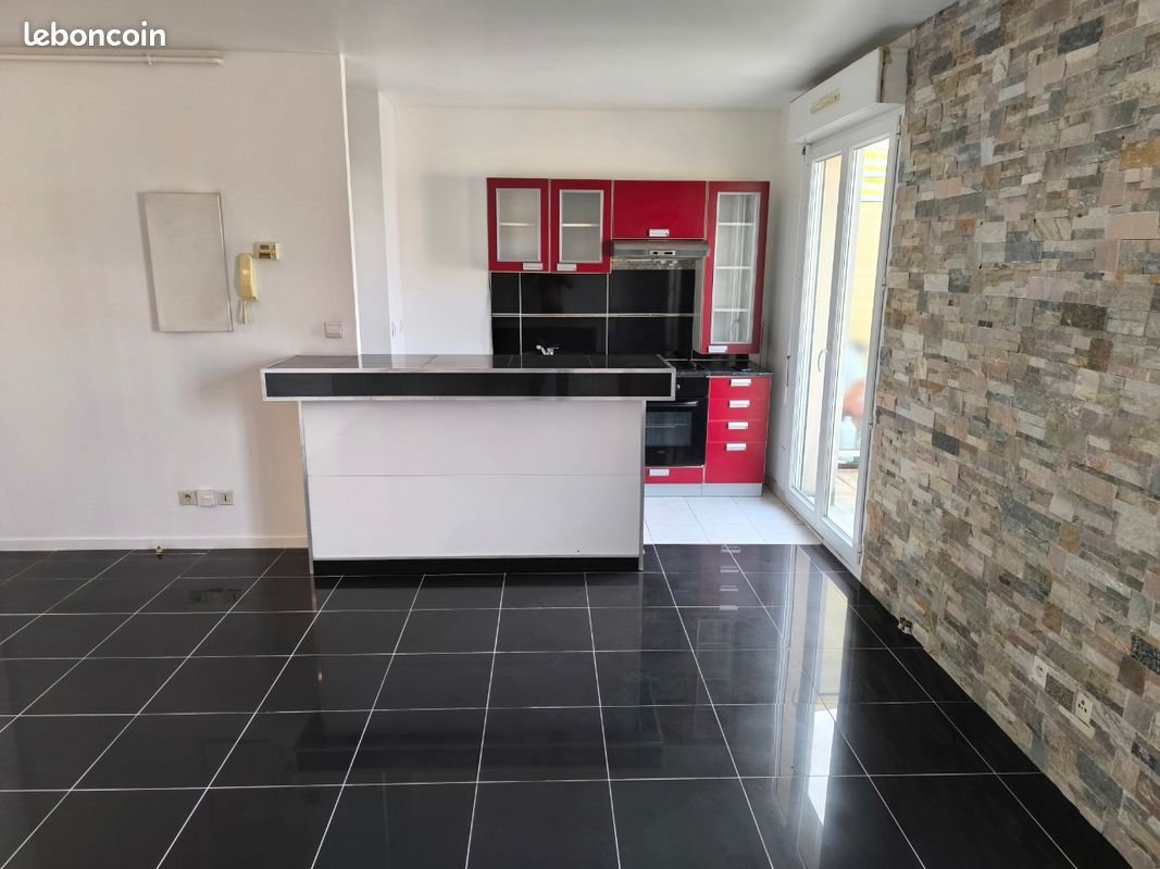 Appartement à louer, 30m², Evry