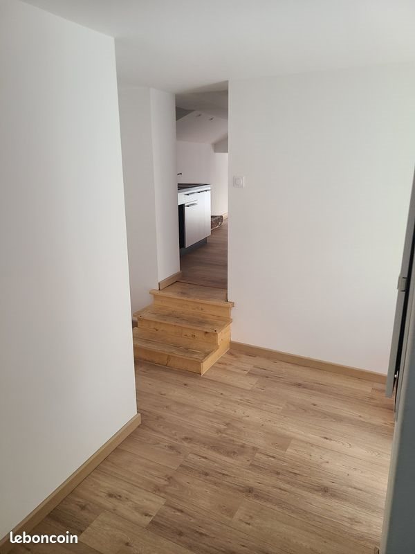 Appartement à louer, 57m², Figeac