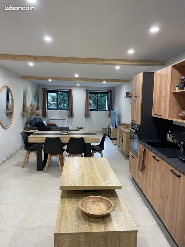 Maison à louer, 90m², Saint-Jean-le-Vieux