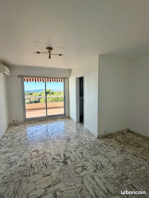 Appartement à louer, 25m², Villeneuve-Loubet