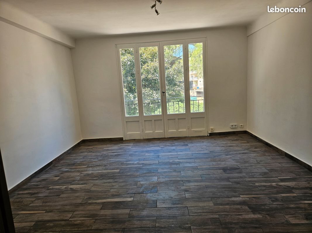 Appartement à louer, 74m², Orange