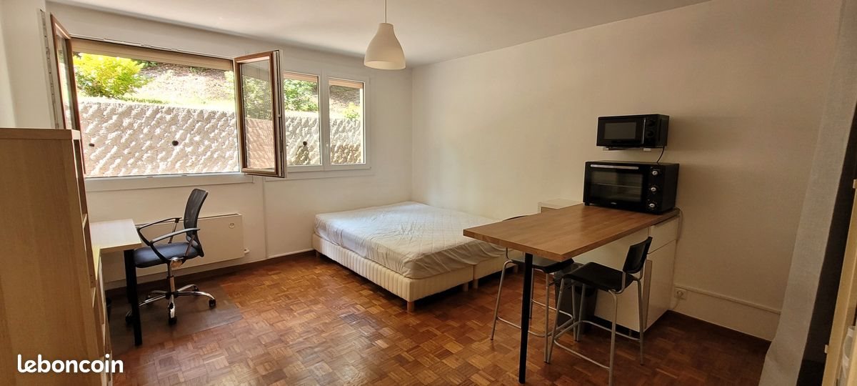 Appartement à louer, 27m², Marseille 9ème