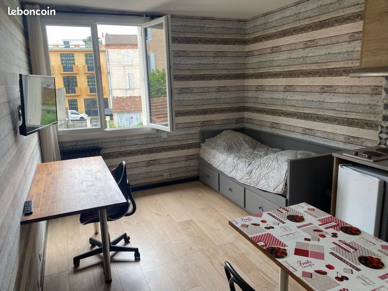 Appartement à louer, 17m², Cahors