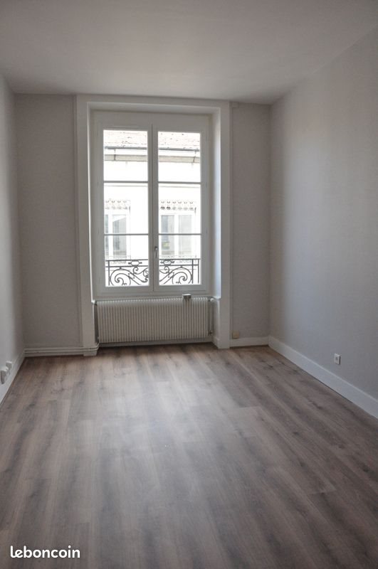 Appartement à louer, 41m², Saint-Etienne