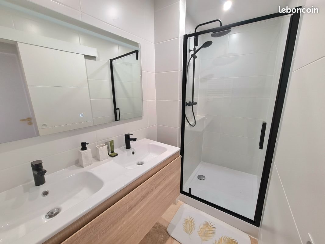Appartement à louer, 38m², Nîmes
