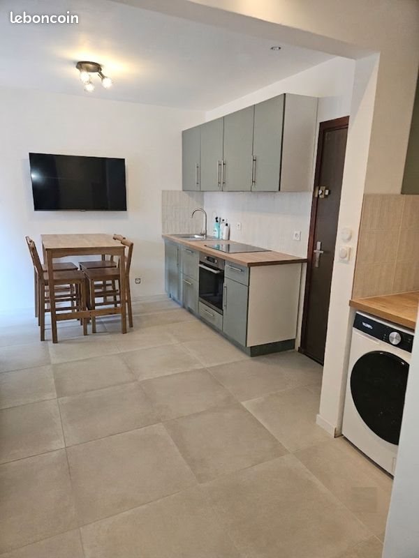 Appartement à louer, 70m², Lyon 8ème