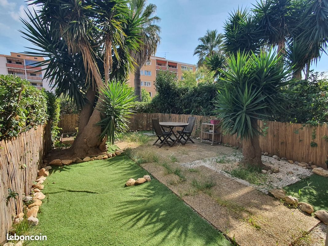 Appartement à louer, 40m², Hyères