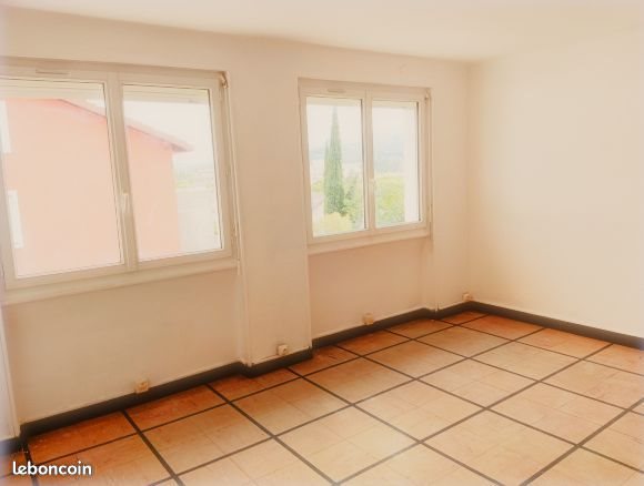 Appartement à louer, 90m², Les Roches-de-Condrieu