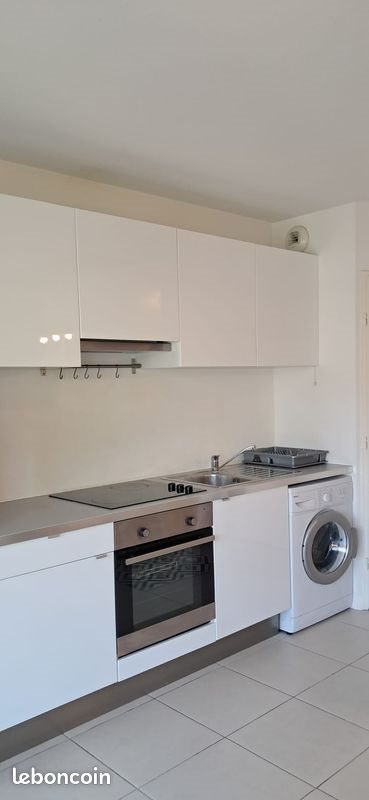Appartement à louer, 27m², Le Luc