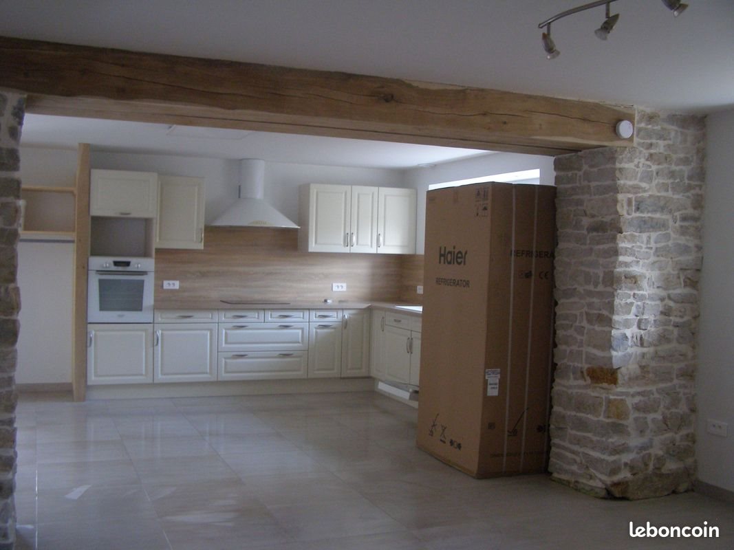 Appartement à louer, 85m², Tarcenay