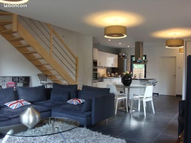 Maison à louer, 150m², Ecully