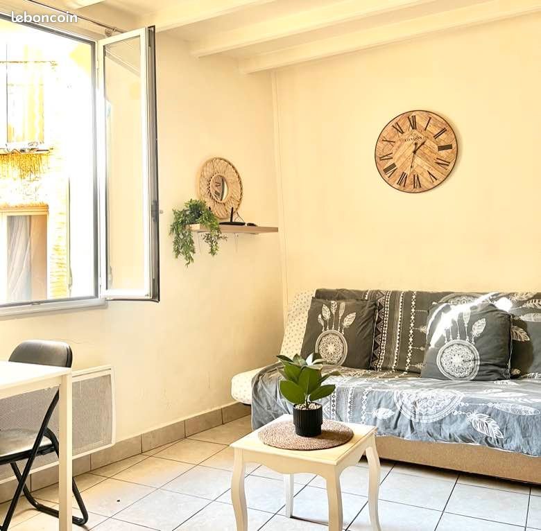 Appartement à louer, 20m², Carpentras