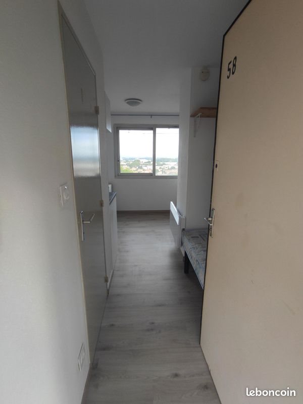 Appartement à louer, 13m², Nîmes