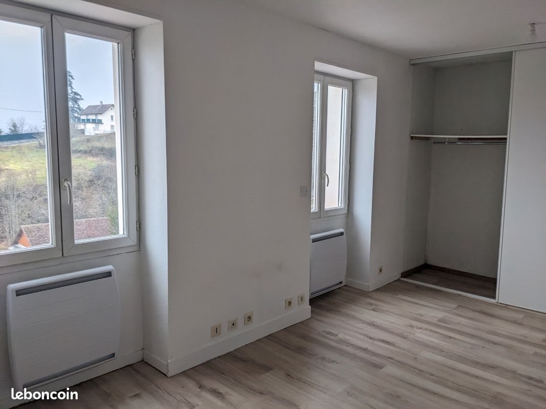 Appartement à louer, 42m², La Bridoire