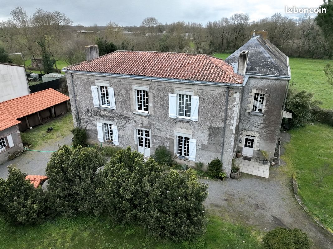 Maison à vendre, 295m², Corcoué-sur-Logne