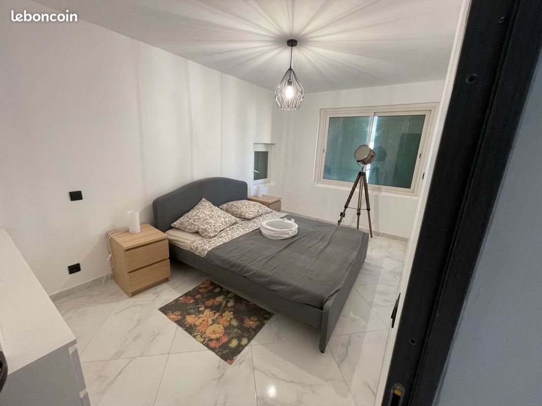 Appartement à louer, 56m², Hyères