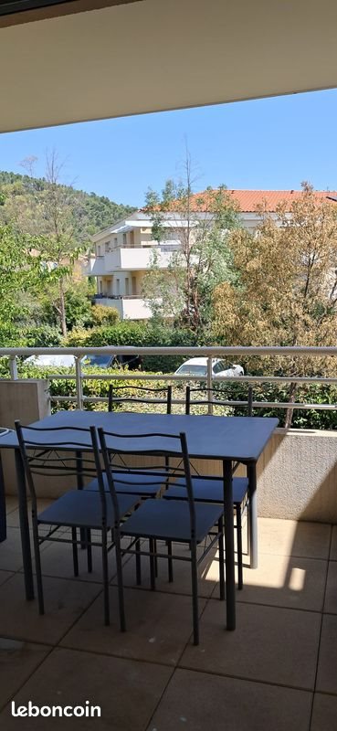 Appartement à louer, 26m², Le Luc