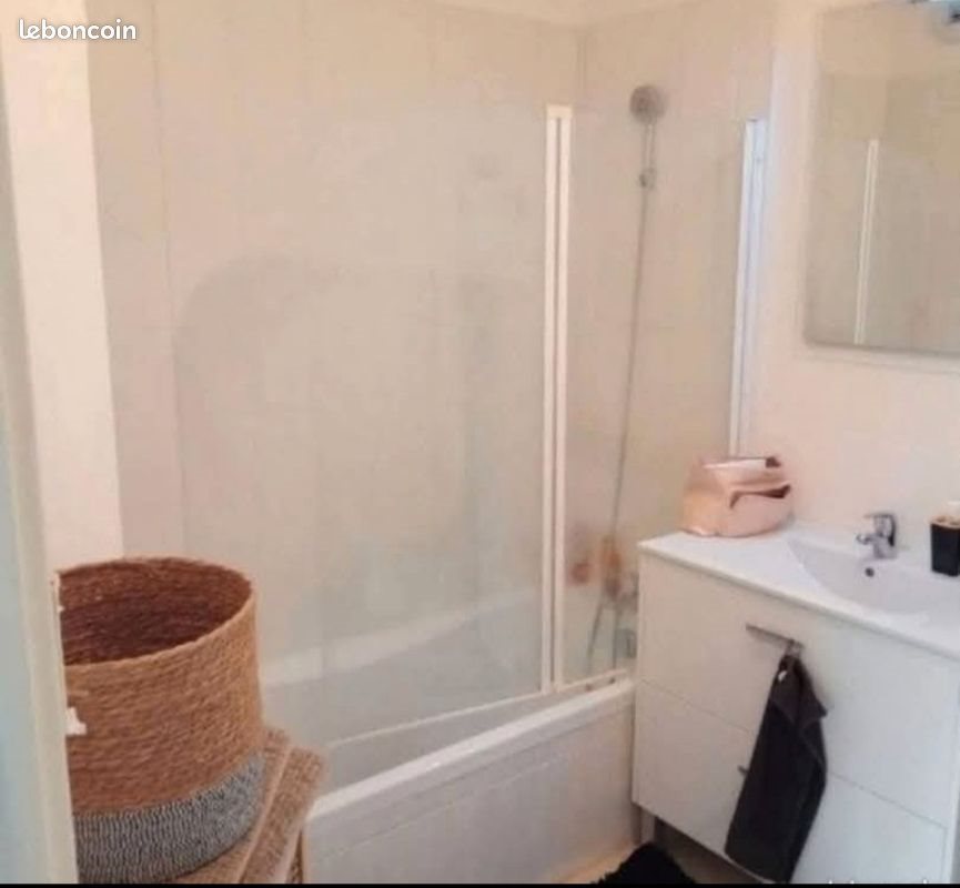 Appartement à louer, 26m², Le Luc