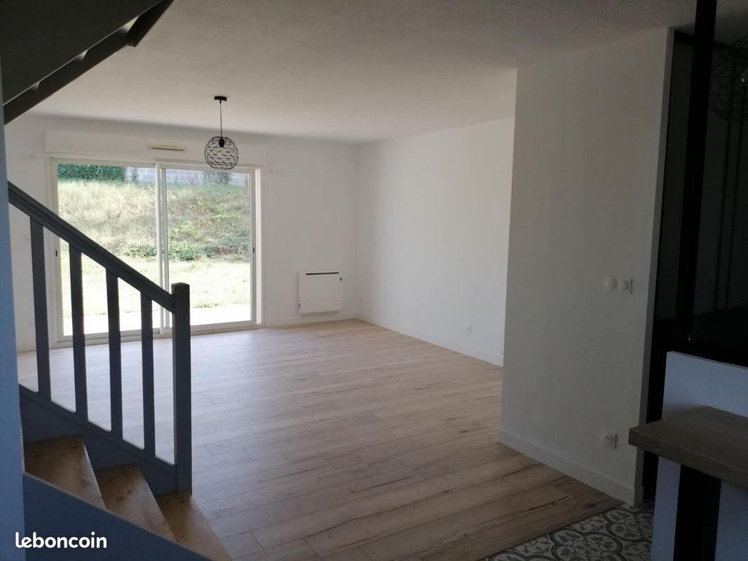 Maison à louer, 81m², Chauray