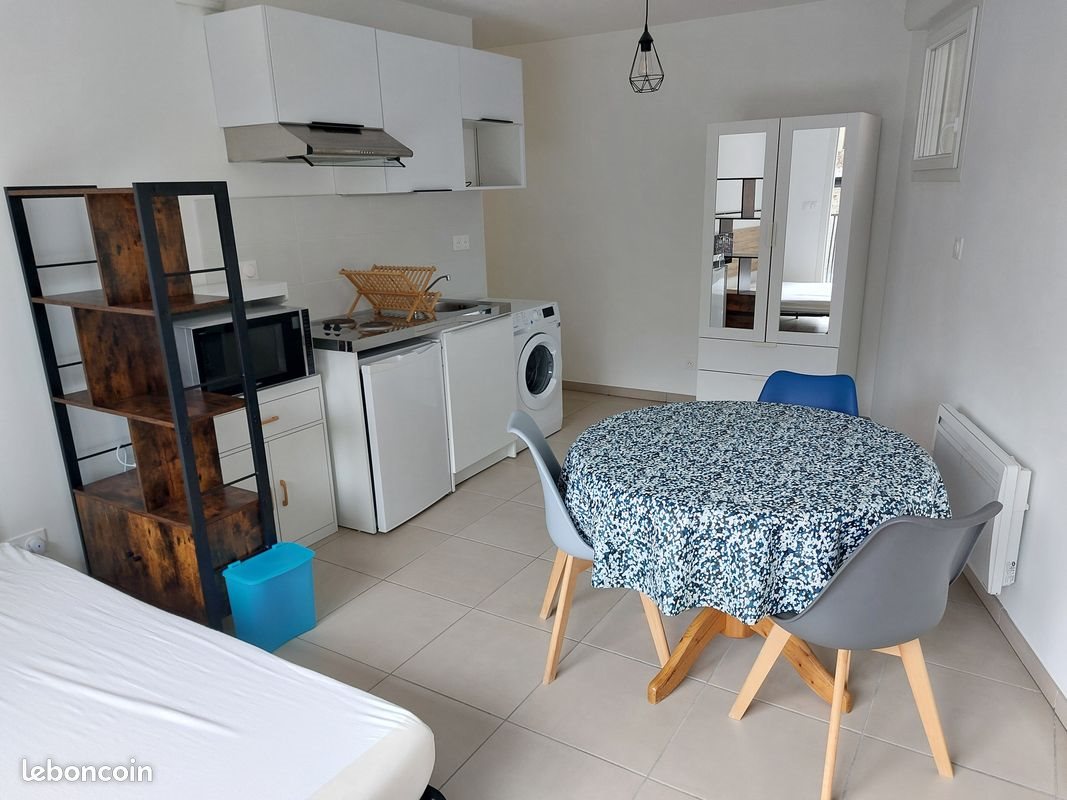 Appartement à louer, 28m², Saint-Etienne